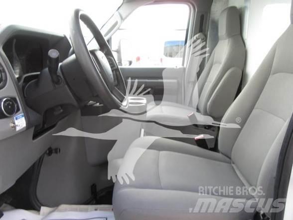 Ford E450 Entreprenad - Övrigt
