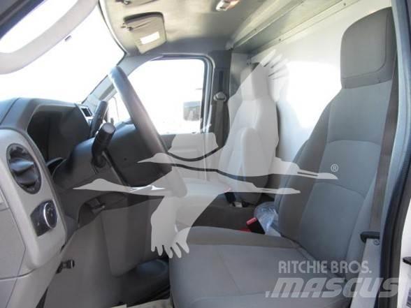 Ford E450 Entreprenad - Övrigt