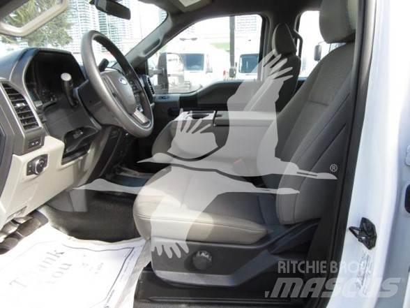 Ford F550 Tippbilar