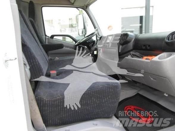 Hino 195 Flakbilar