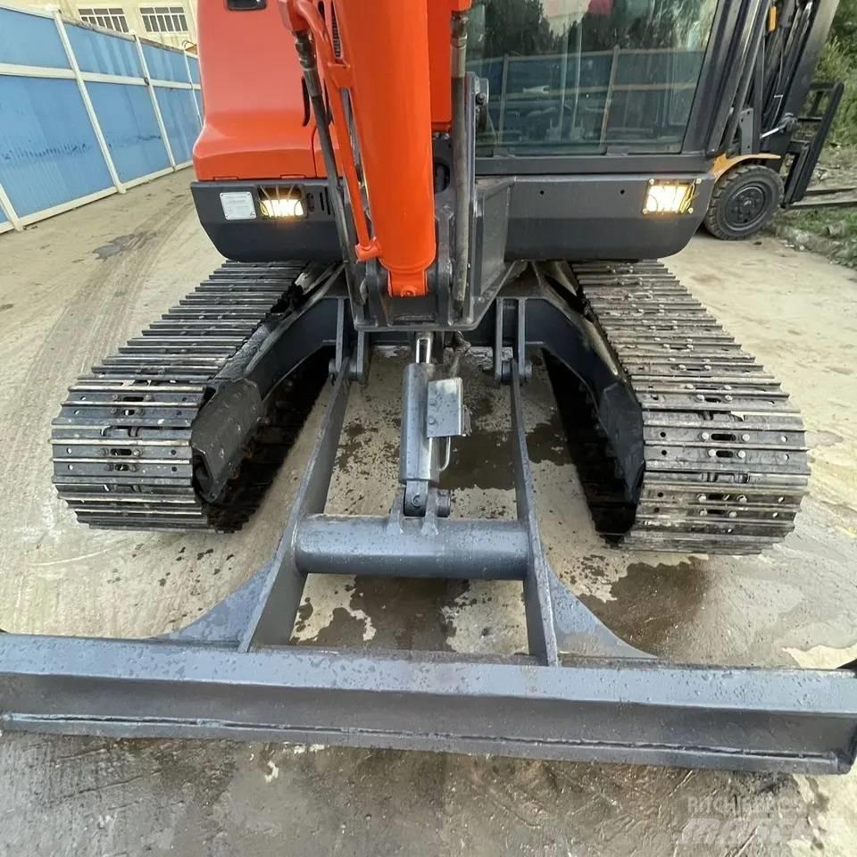 Doosan DX 60 Minigrävare < 7t