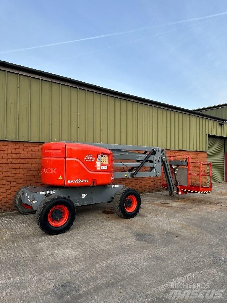 SkyJack SJ 46 AJ Bomliftar