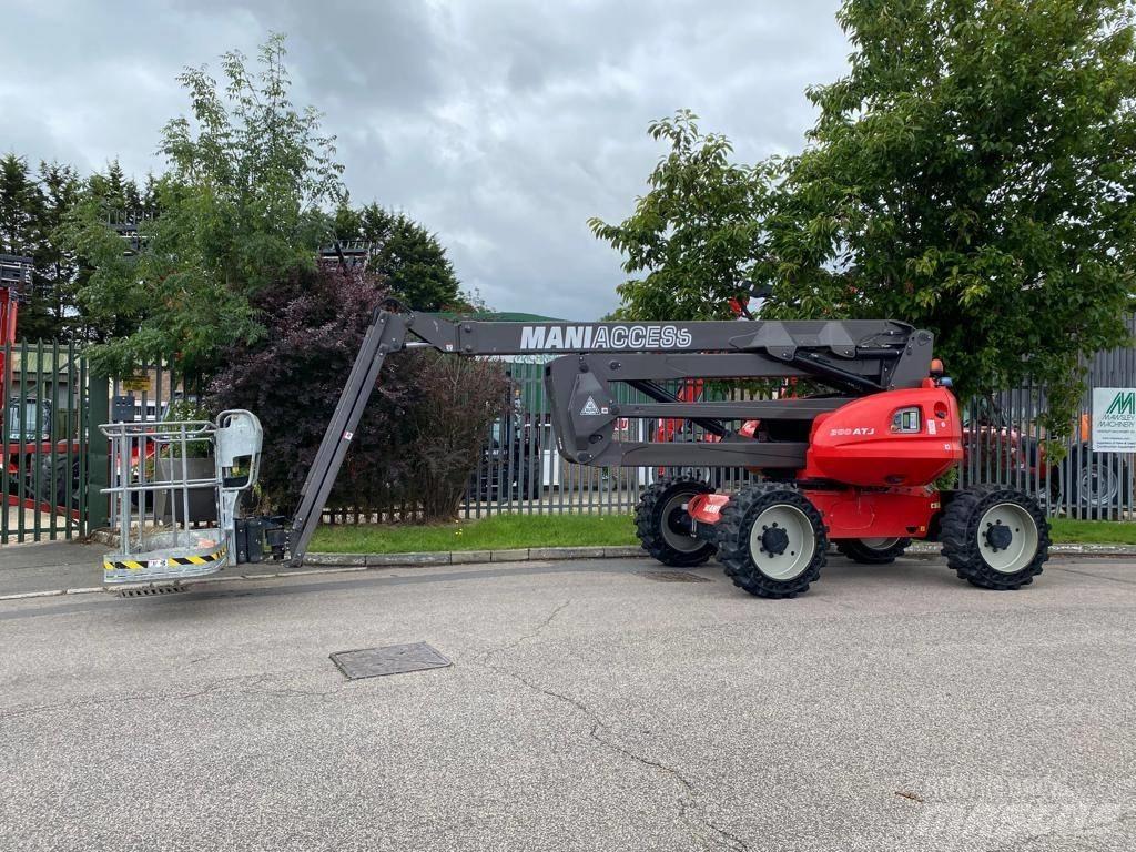 Manitou 200 ATJ Bomliftar