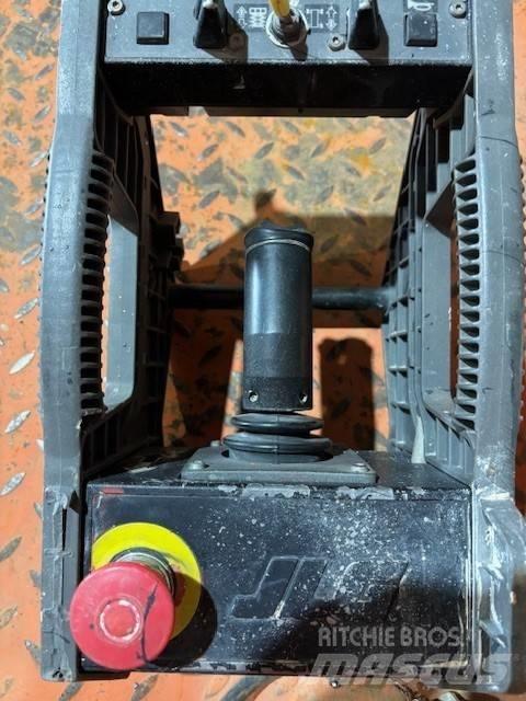 JLG ES3246 Saxliftar