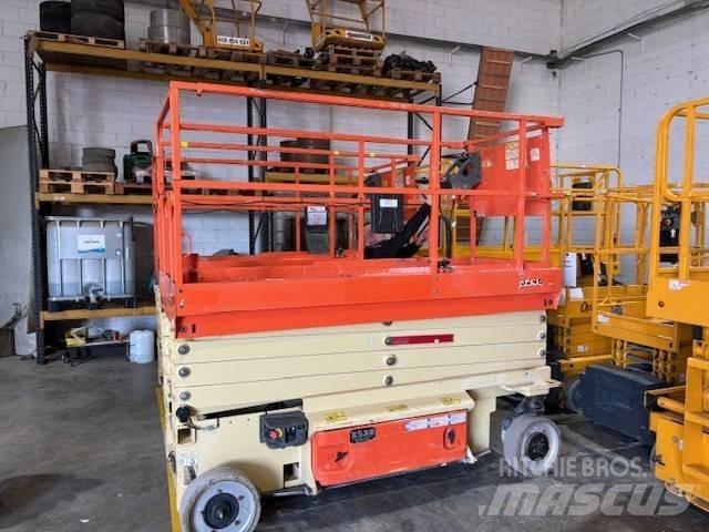 JLG ES3246 Saxliftar