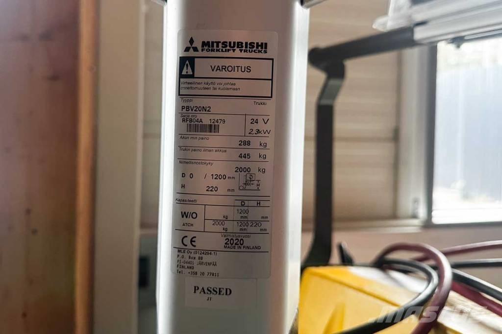 Mitsubishi PBV 20 N2 Låglyftare med plattform
