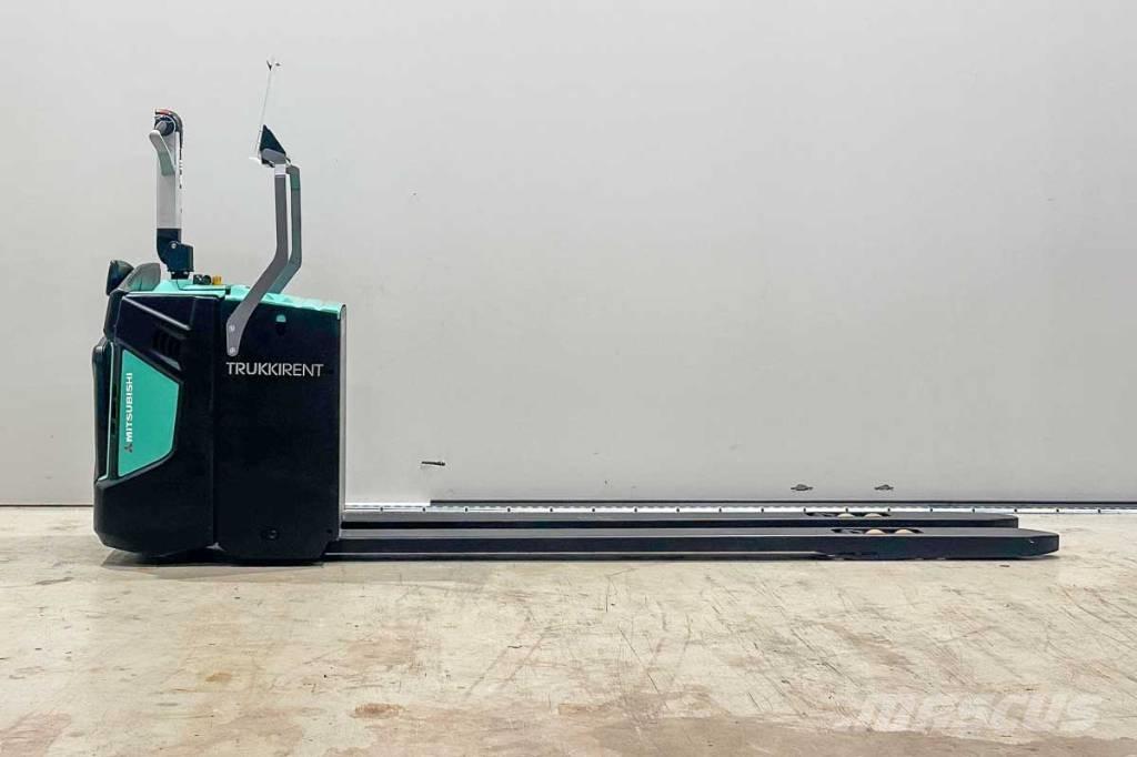 Mitsubishi PBV 20 N2 Låglyftare med plattform