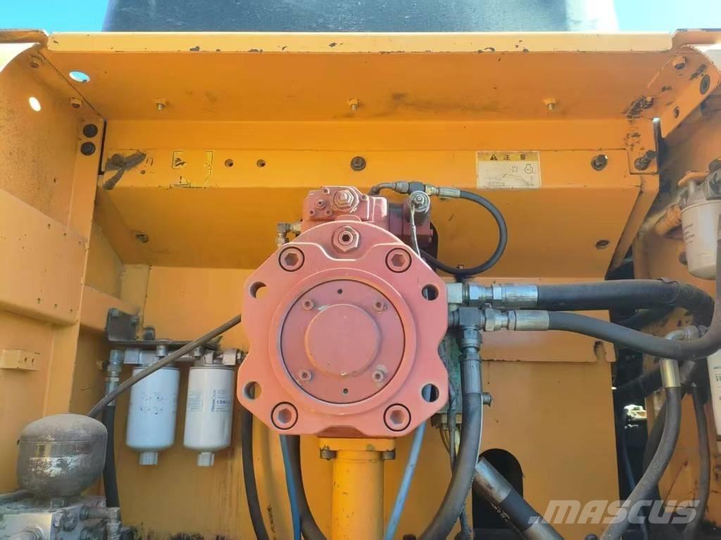 Hyundai R520LC-9T Bandgrävare