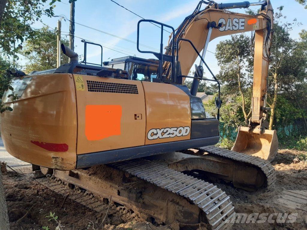 CASE CX 250 D Bandgrävare