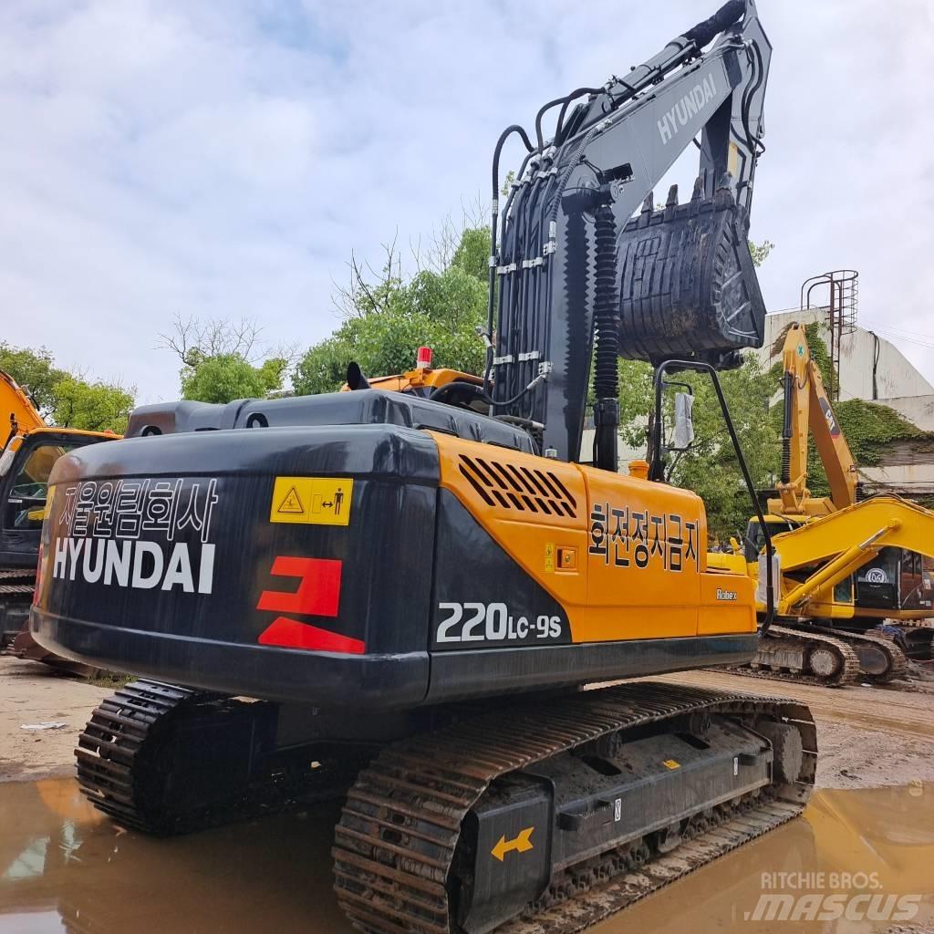 Hyundai 220lc-9s Bandgrävare