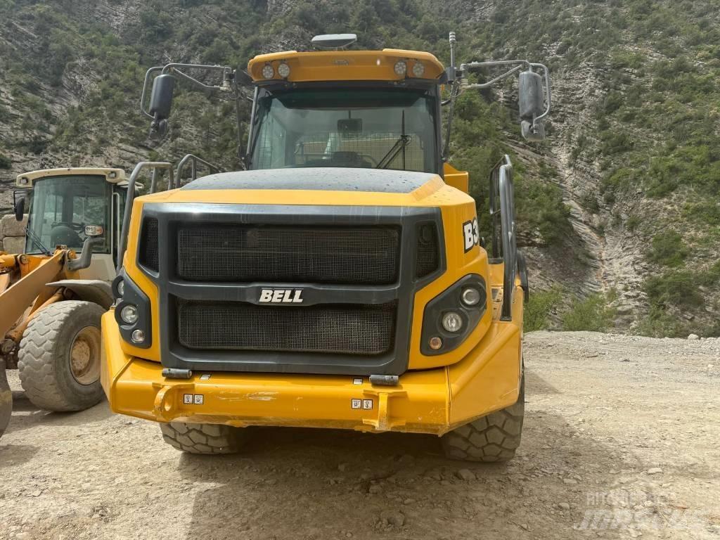 Bell B 30 E Midjestyrd dumper