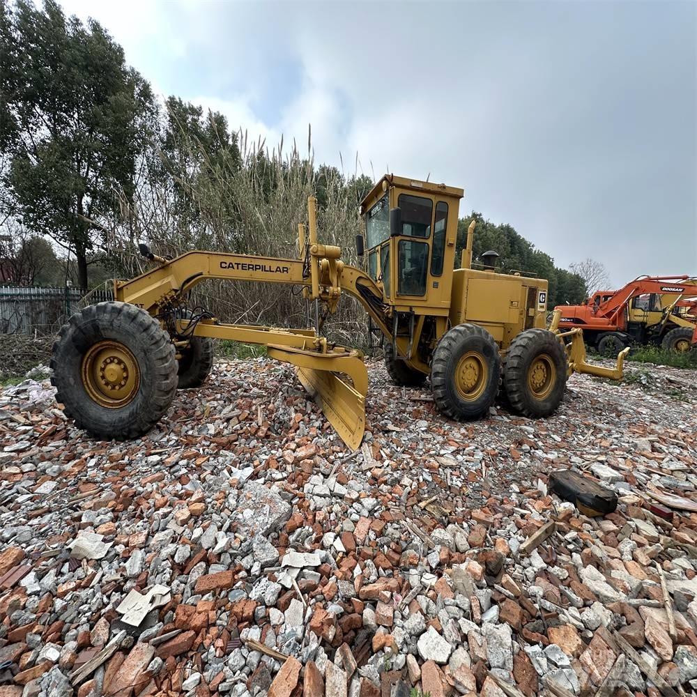 CAT 140 G Väghyvlar