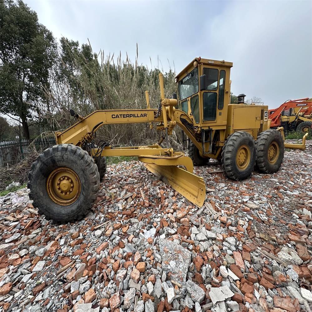 CAT 140 G Väghyvlar