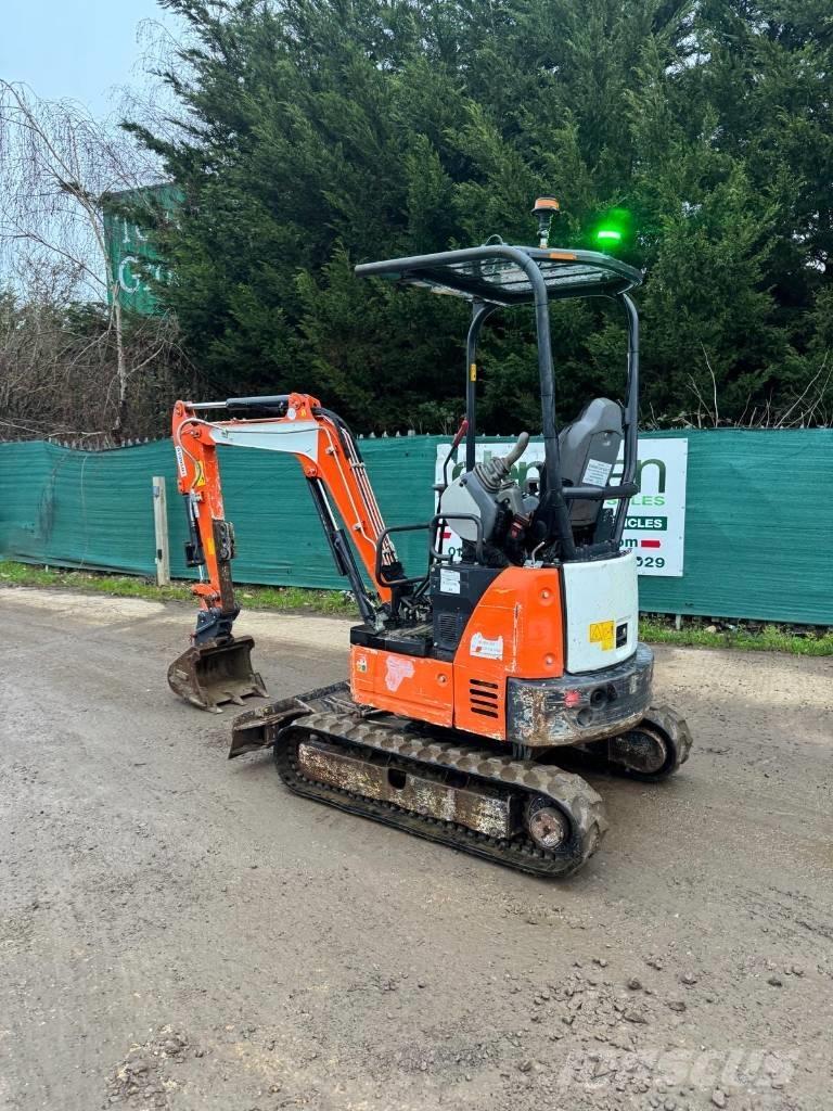 Hitachi ZX19U-5A Minigrävare < 7t