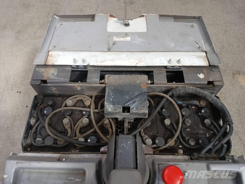 UniCarriers PLP 200 Låglyftare med plattform
