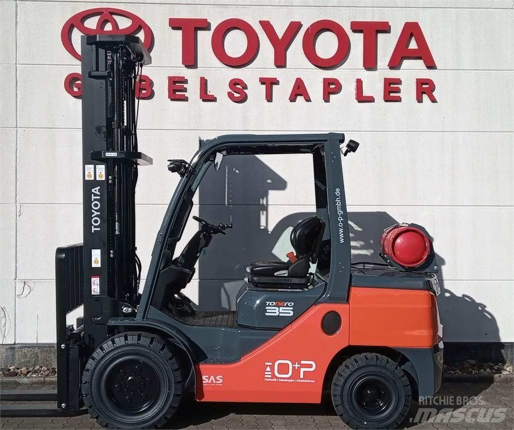 Toyota 02-8FGJF35 Gasolmotviktstruckar