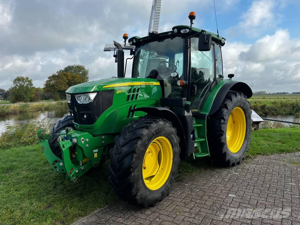John Deere 6110 R Traktorer