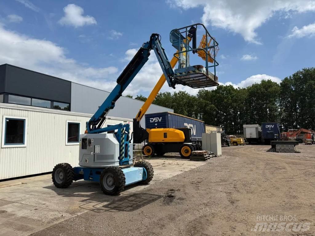 Genie Z34-22 Bomliftar