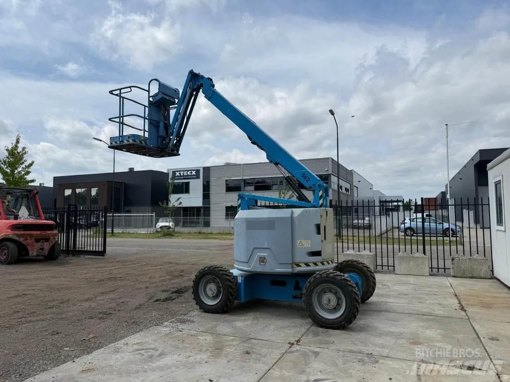 Genie Z34-22 Bomliftar