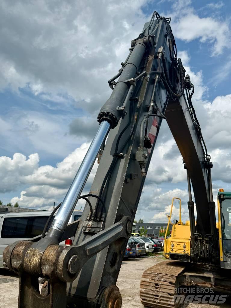 Volvo EC 160 B LC Bandgrävare