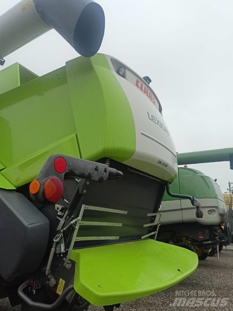CLAAS Lexion 670 Skördetröskor