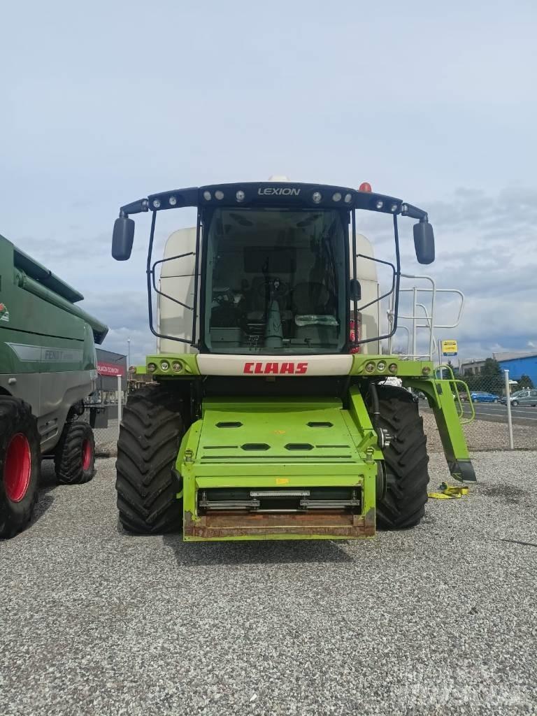 CLAAS Lexion 670 Skördetröskor