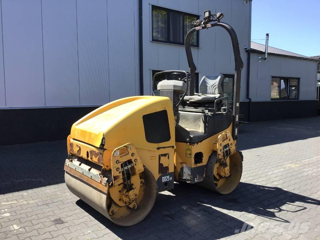 Volvo DD 25 Tvåvalsvältar