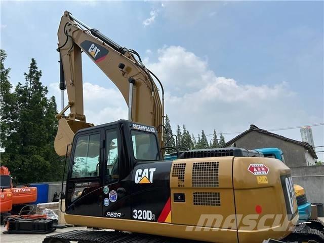 CAT 320 D Bandgrävare