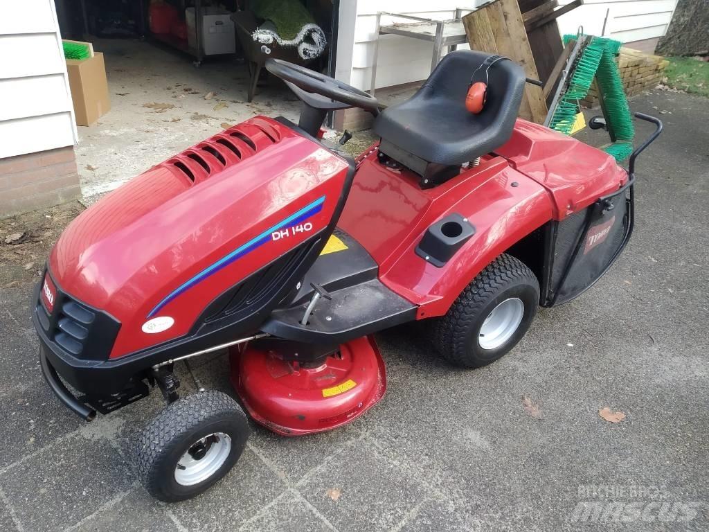 Toro zitmaaier DH140 Åkgräsklippare