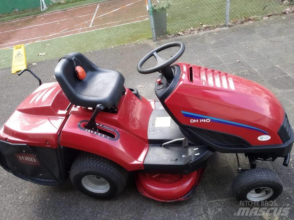 Toro zitmaaier DH140 Åkgräsklippare