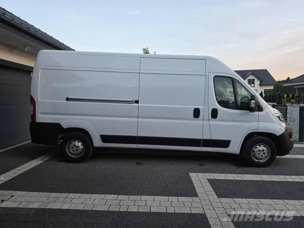 Opel Movano Lätta skåpbilar