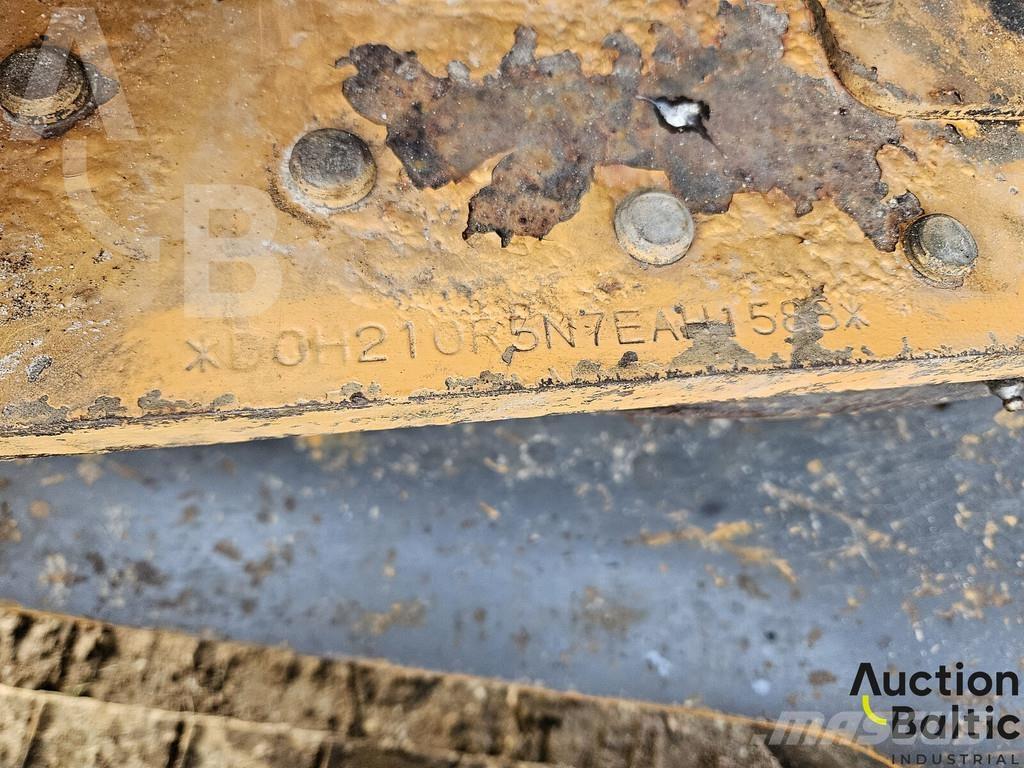 CASE CX 210 B Bandgrävare