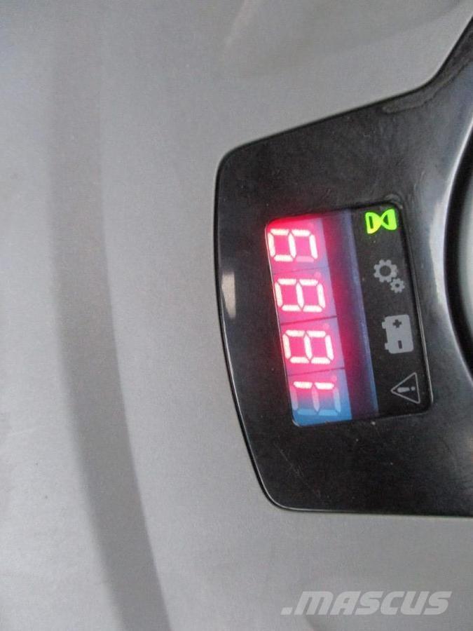 Toyota SPE120 Låglyftare med plattform