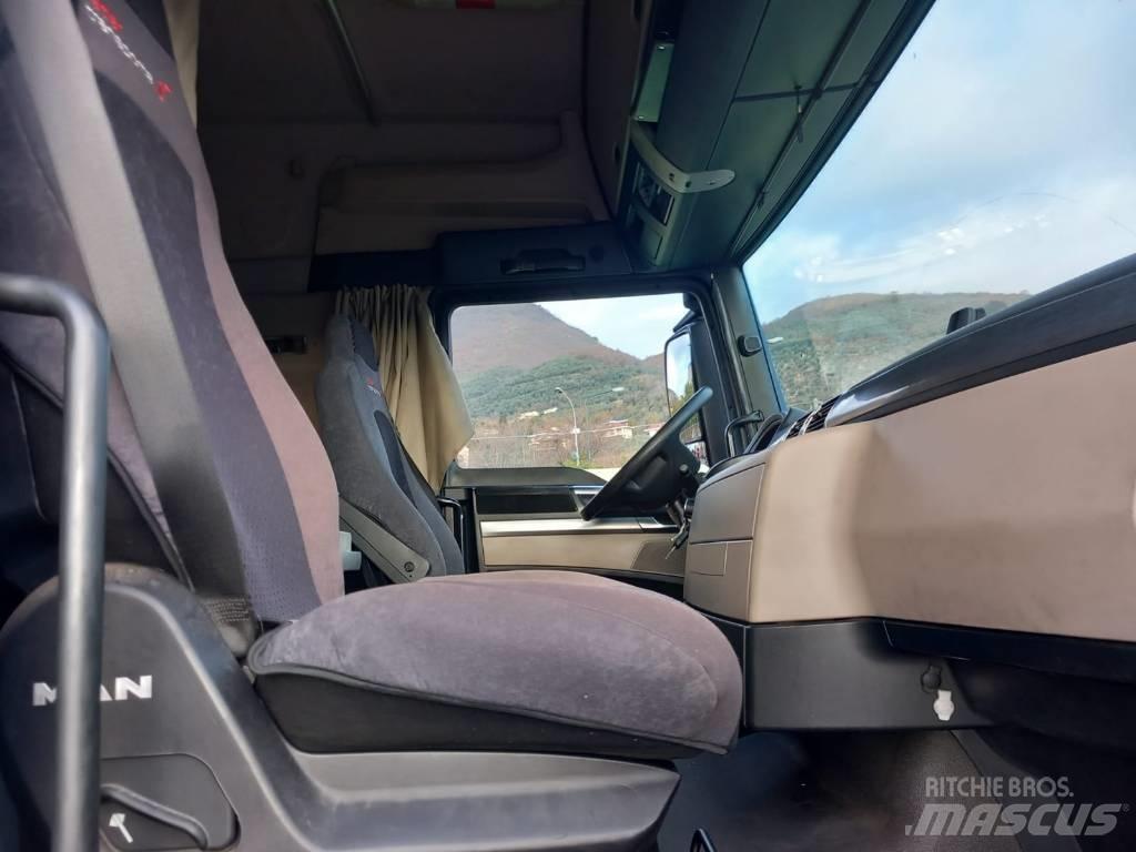 MAN TGX 26.420 Biltransportbilar