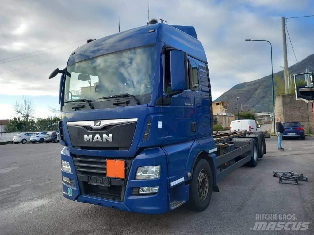 MAN TGX 26.420 Biltransportbilar