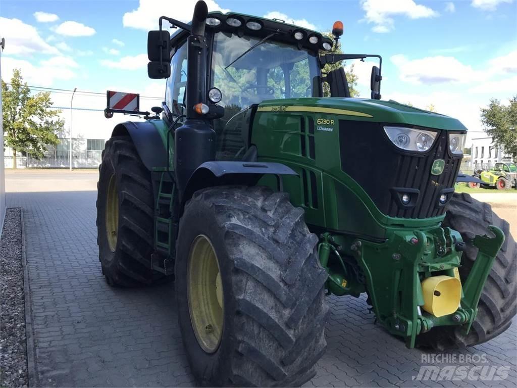 John Deere 6230R Traktorer