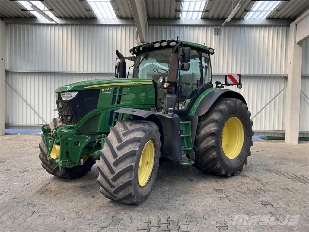 John Deere 6230R Traktorer