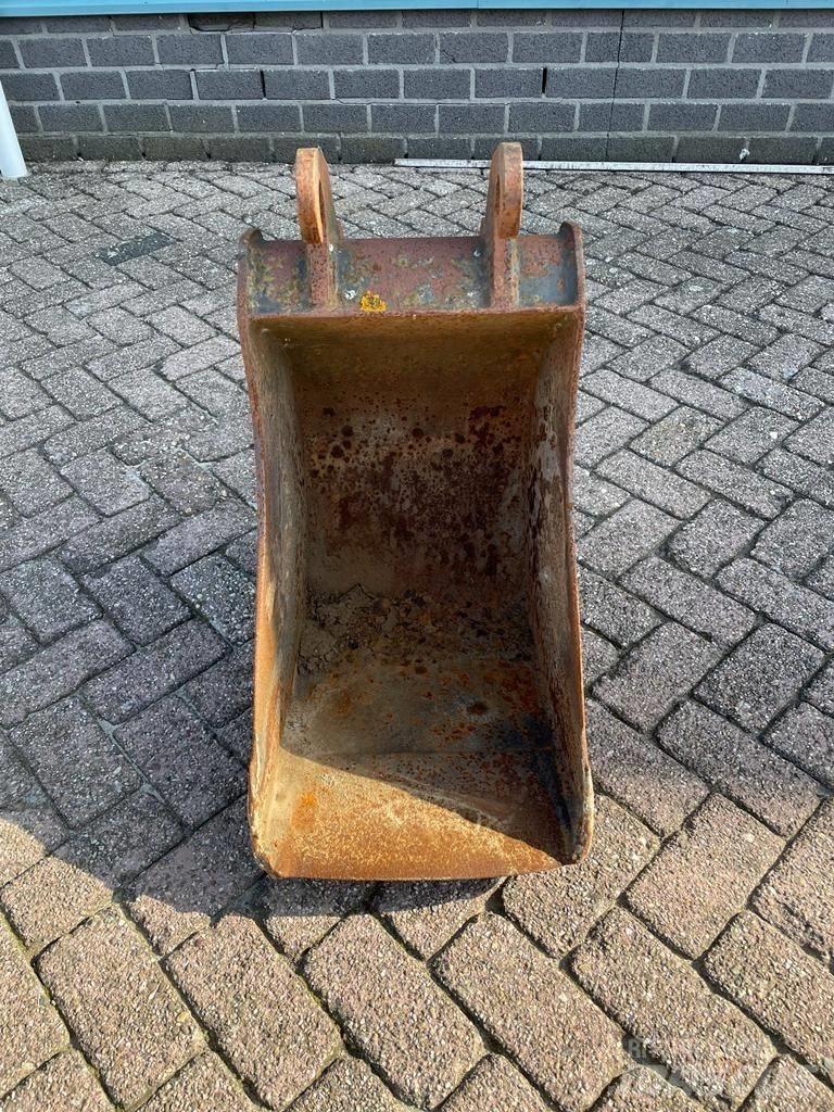 Eurosteel sleuvenbak Skopor