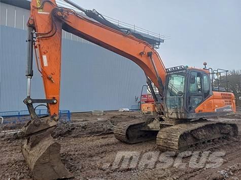 Doosan DX 225 LC-5 Bandgrävare