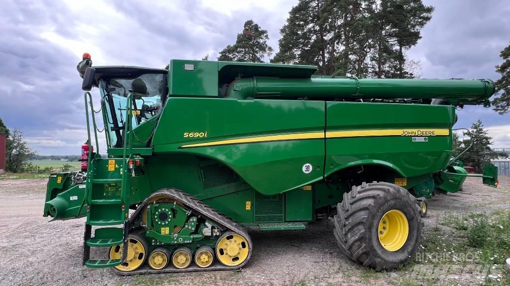 John Deere S 690 Skördetröskor