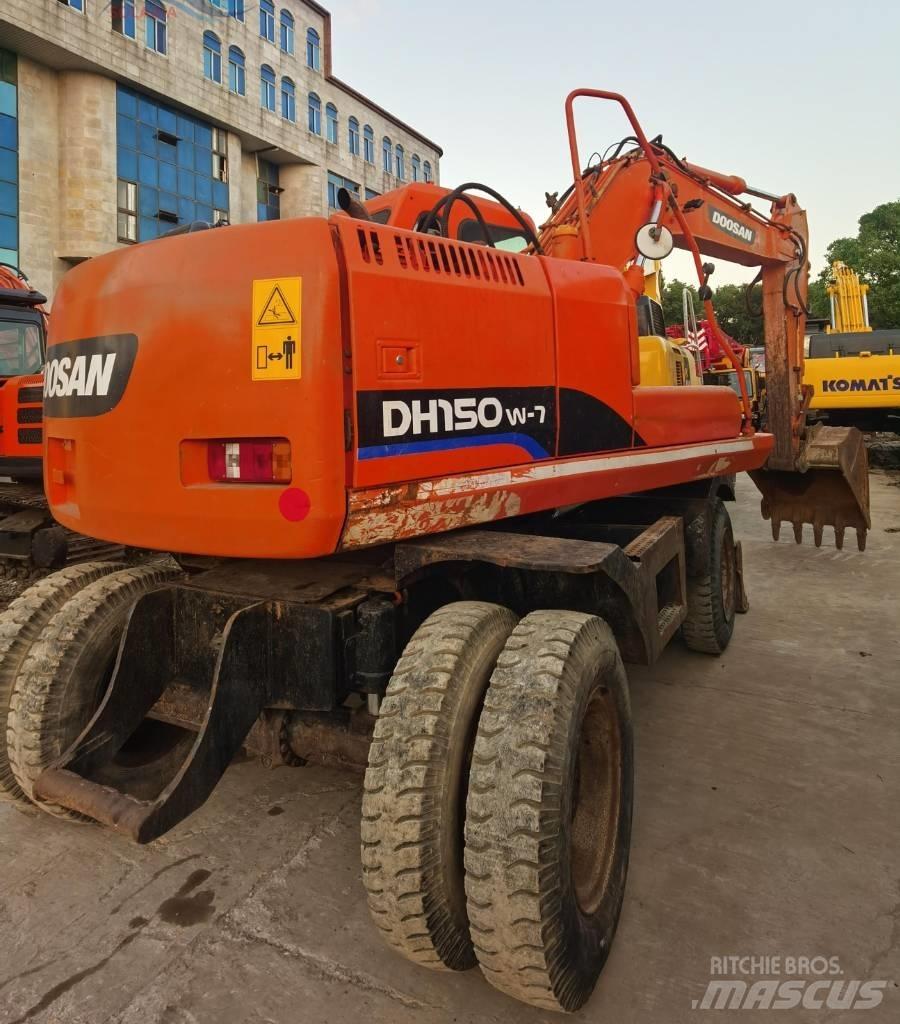 Doosan DH 150 W-7 Hjulgrävare