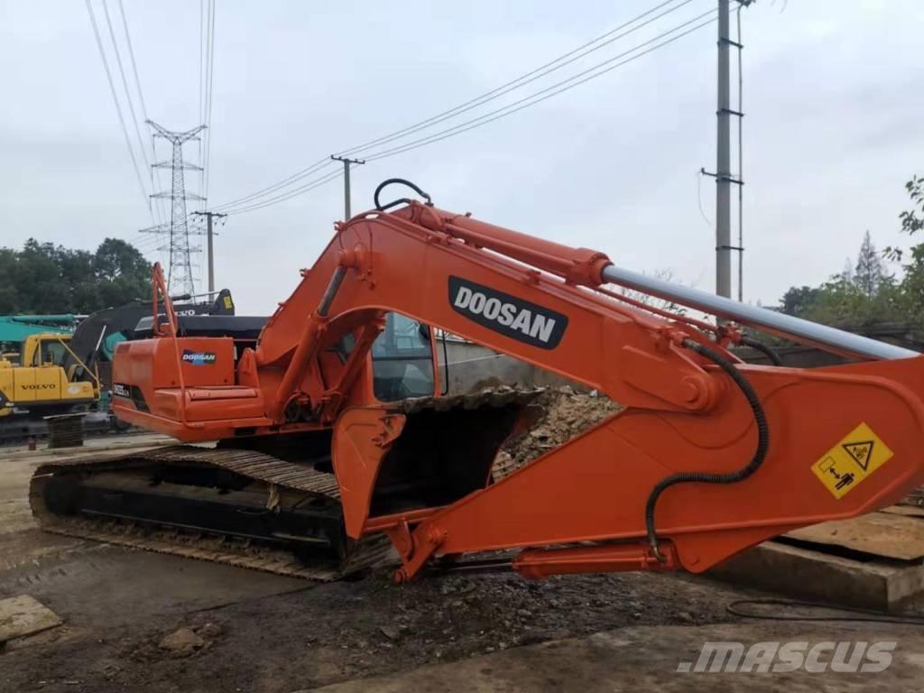 Doosan DH225LC-9 Bandgrävare