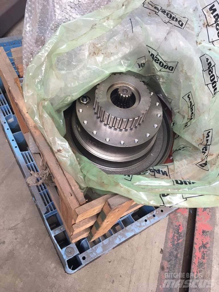 Doosan DX 300 Bandgrävare