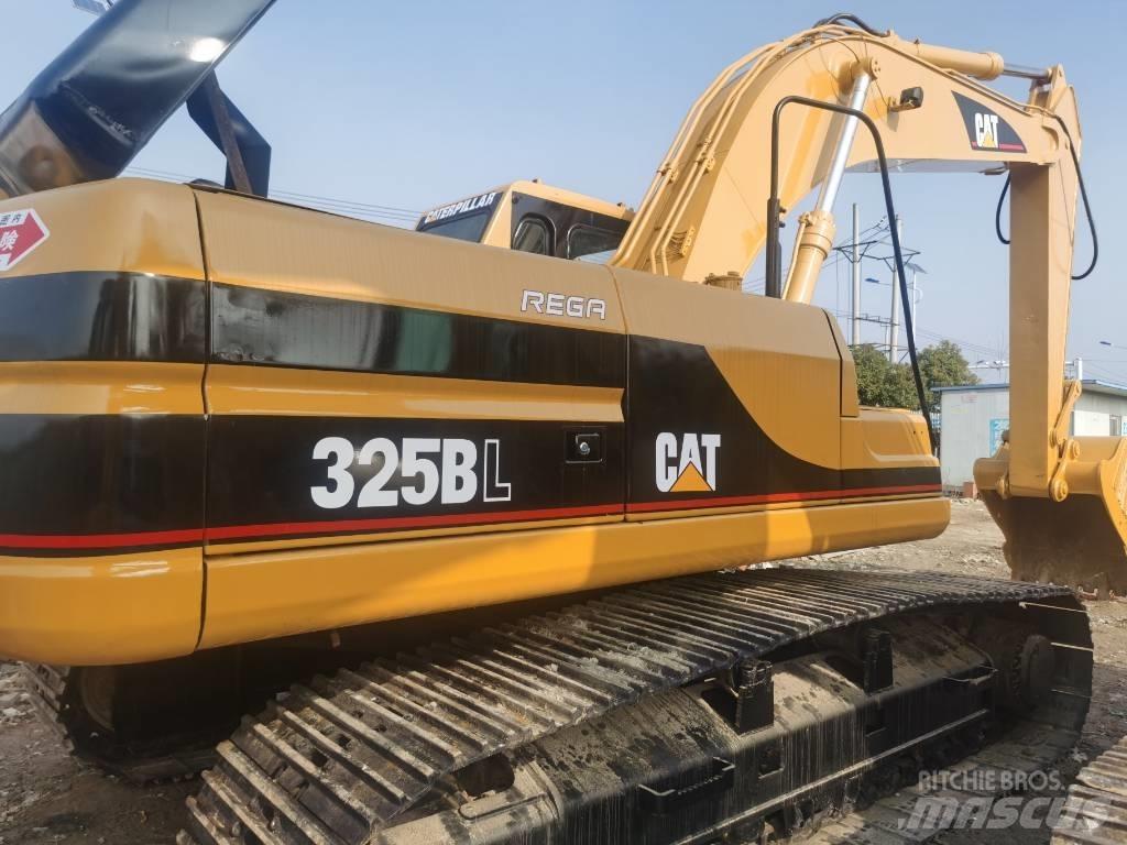 CAT 325 B Bandgrävare