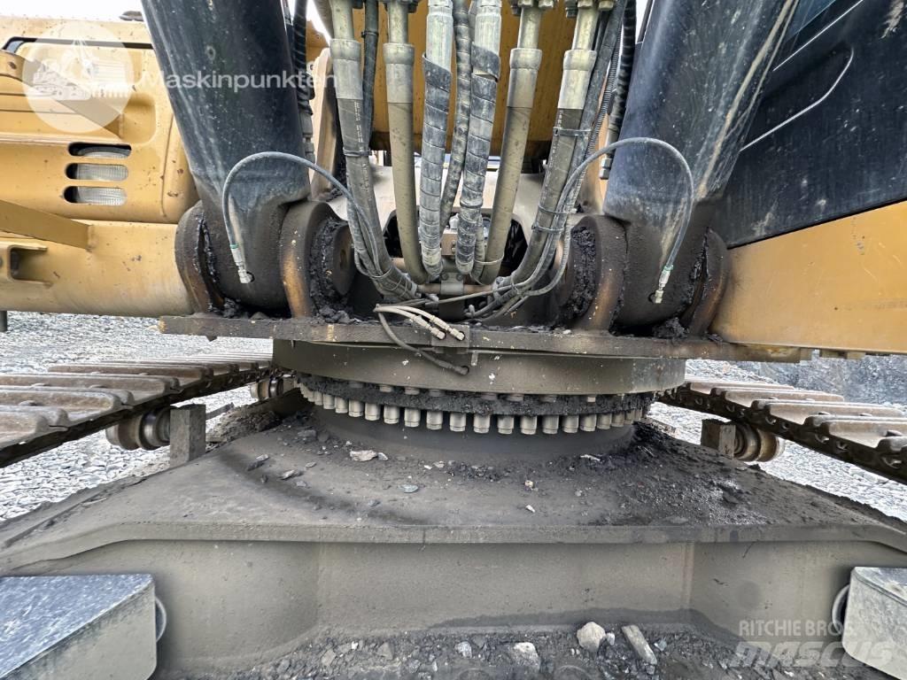 CAT 352 F Bandgrävare