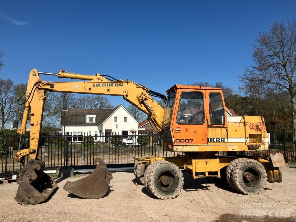 Liebherr A 900 B Hjulgrävare