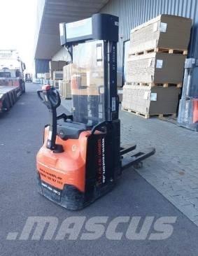 Toyota BT SWE 160 L Manuella pallstaplare