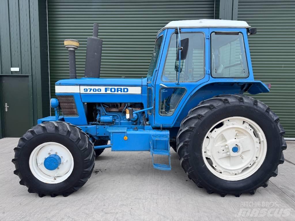 Ford 9700 Traktorer