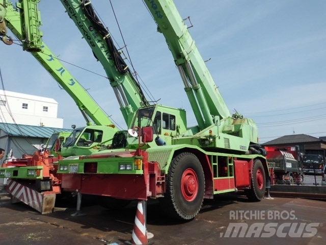 Tadano TR500M-2 Terrängkranar (Grov terräng)