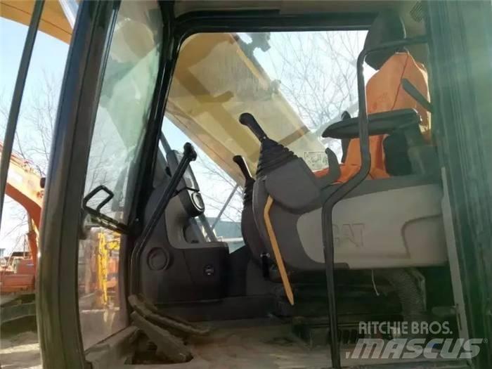 CAT 324 D2L Bandgrävare